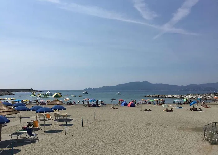 Bed & Breakfast Lungomare Portoturistico Chiavari